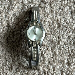Woman’s vintage FMD‎ silver/crystal bracelet watch one size length: 6.5 inches